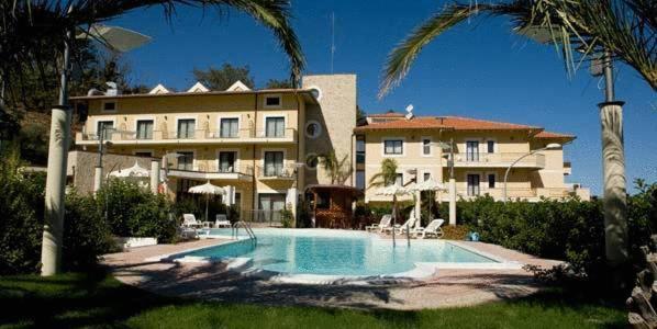 Hotel Levante Fossacesia Buitenkant foto