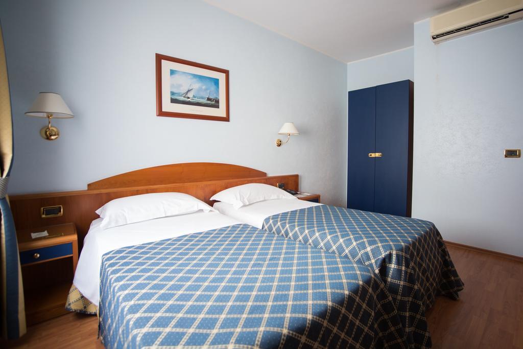 Hotel Levante Fossacesia Buitenkant foto