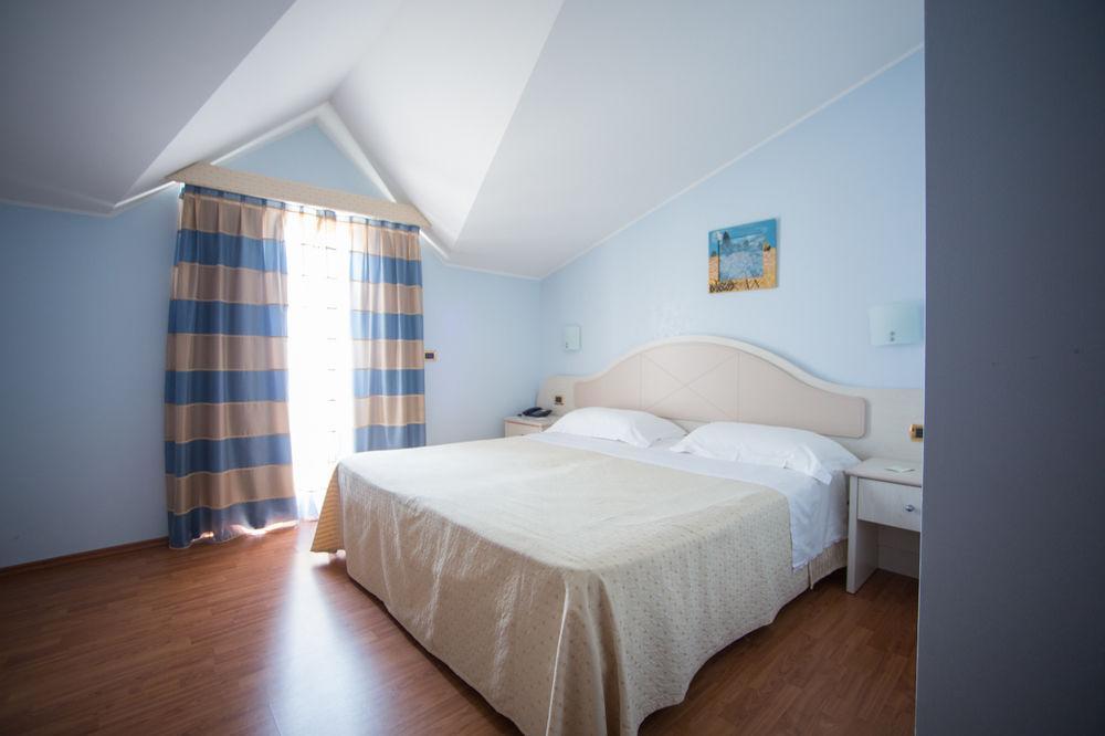 Hotel Levante Fossacesia Buitenkant foto
